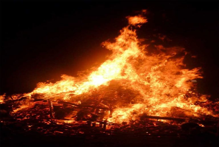 Maifeuer, Rastenberg